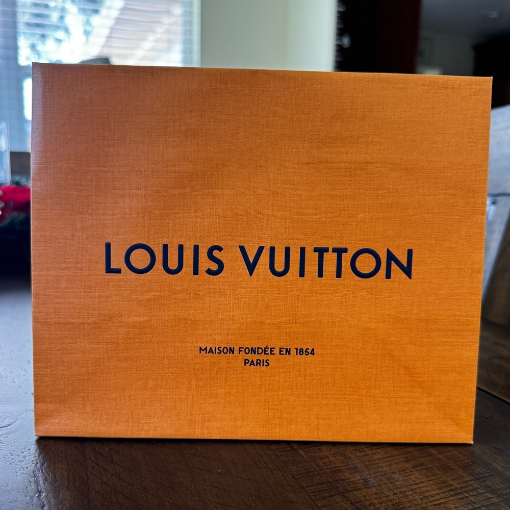 Louis Vuitton Shopper Bag